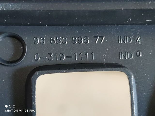 bontott PEUGEOT 5008 Fűtéskapcsoló Keret