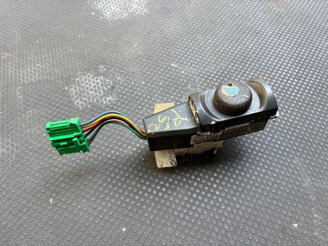 bontott PEUGEOT 5008 Fűtéskapcsoló (manuális klímás)