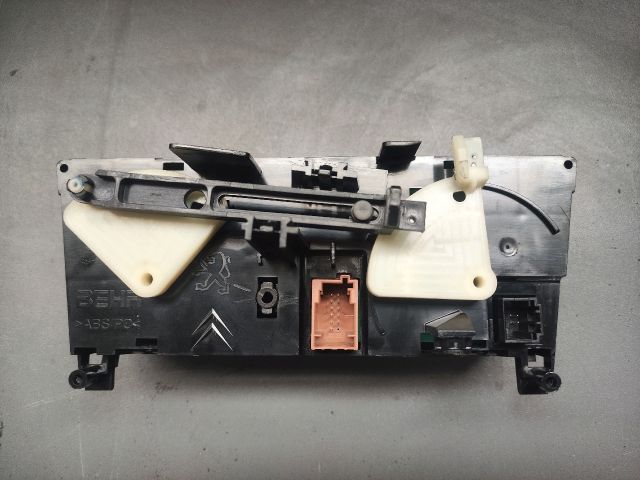 bontott PEUGEOT 5008 Fűtéskapcsoló (manuális klímás)