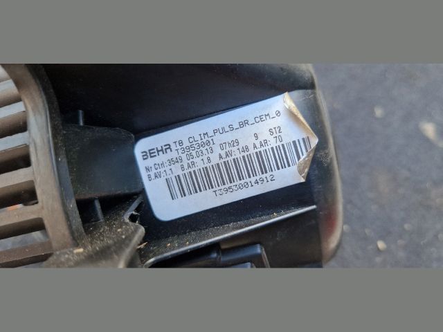 bontott PEUGEOT 5008 Fűtőmotor (Klímás)