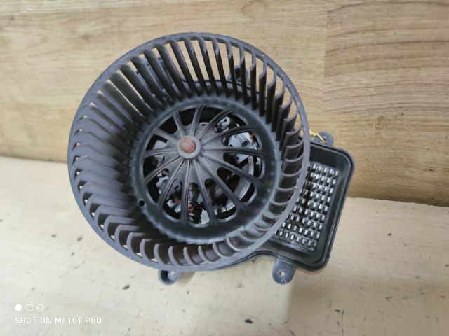 bontott PEUGEOT 5008 Fűtőmotor (Klímás)