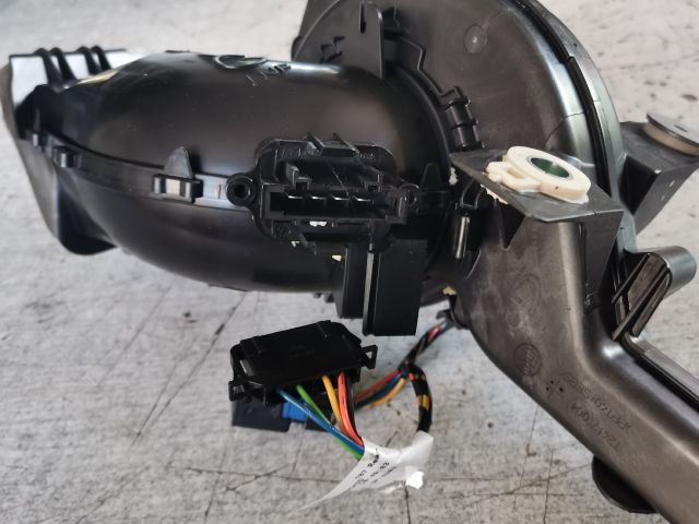 bontott PEUGEOT 5008 Fűtőmotor (Klímás)