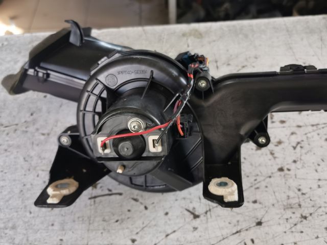 bontott PEUGEOT 5008 Fűtőmotor (Klímás)