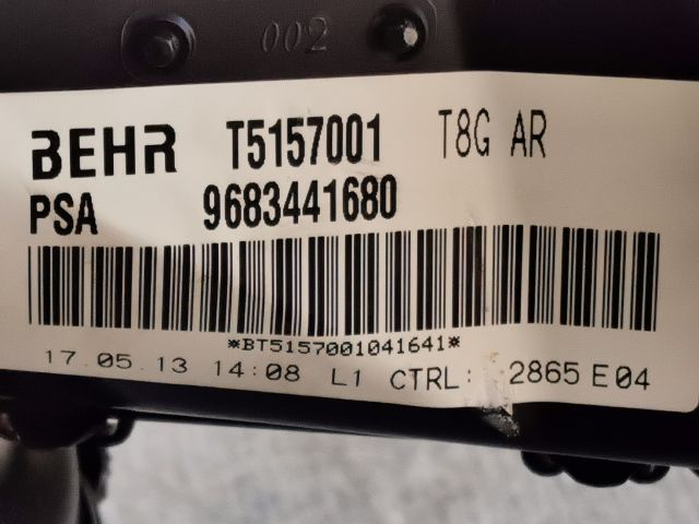 bontott PEUGEOT 5008 Fűtőmotor (Klímás)