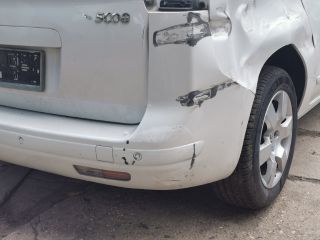 bontott PEUGEOT 5008 Hátsó Lökhárító (Részeivel)