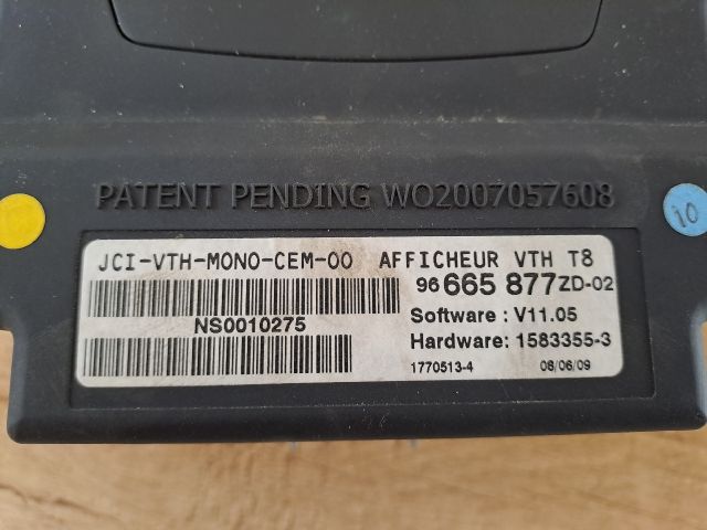 bontott PEUGEOT 5008 Head-Up Display