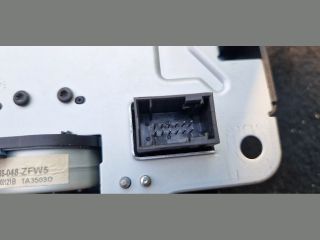 bontott PEUGEOT 5008 Head-Up Display