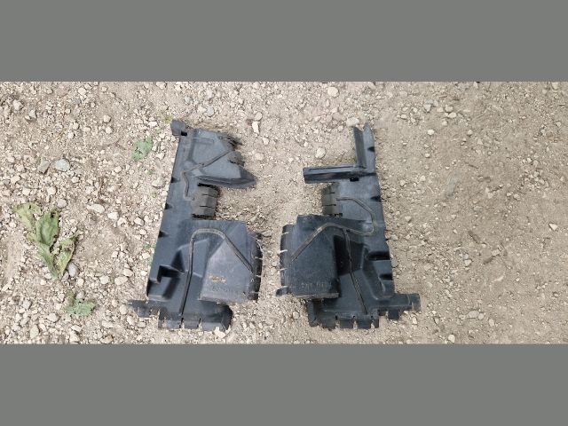 bontott PEUGEOT 5008 Hűtő Légterelő