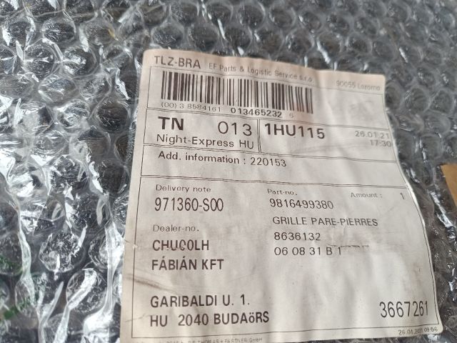 bontott PEUGEOT 5008 Hűtőrács