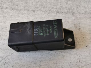 bontott PEUGEOT 5008 Izzító Relé