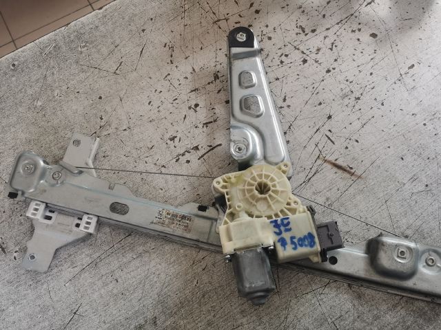 bontott PEUGEOT 5008 Jobb első Ablakemelő Szerkezet (Elektromos)