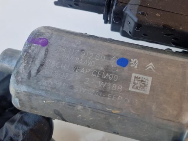 bontott PEUGEOT 5008 Jobb első Ablakemelő Szerkezet (Elektromos)