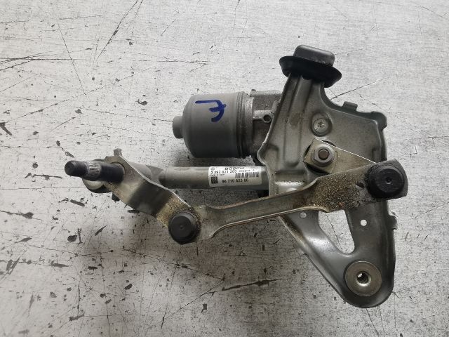 bontott PEUGEOT 5008 Jobb első Ablaktörlő Motor