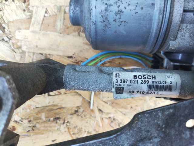 bontott PEUGEOT 5008 Jobb első Ablaktörlő Motor