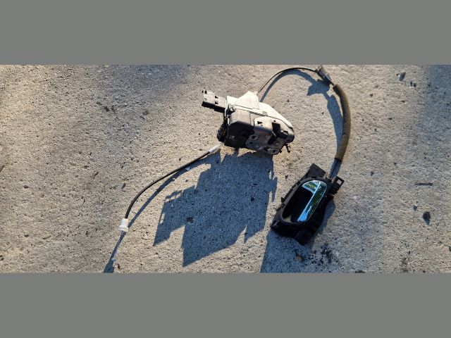 bontott PEUGEOT 5008 Jobb első Ajtózár