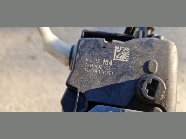 bontott PEUGEOT 5008 Jobb első Ajtózár