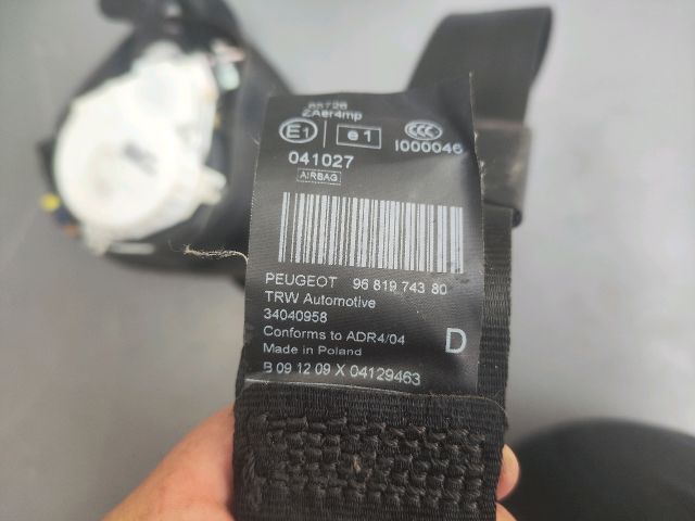 bontott PEUGEOT 5008 Jobb első Biztonsági Öv