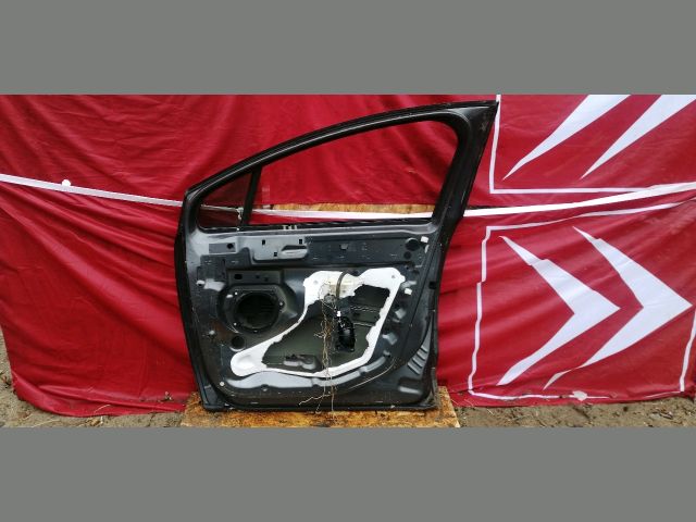 bontott PEUGEOT 5008 Jobb első Fixüveg (Ajtóban)