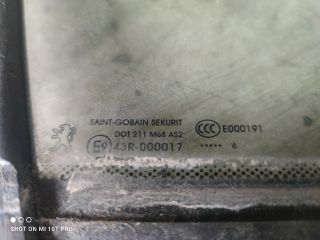 bontott PEUGEOT 5008 Jobb első Fixüveg (Ajtóban)