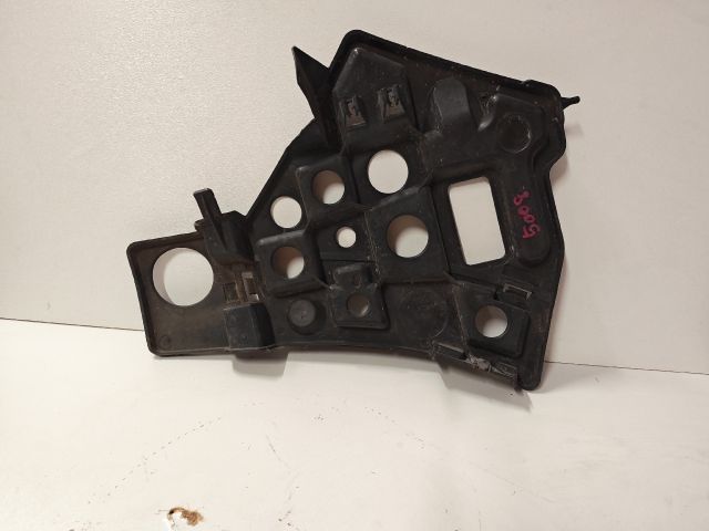 bontott PEUGEOT 5008 Jobb első Oldal Lökhárító Tartó (Műanyag)