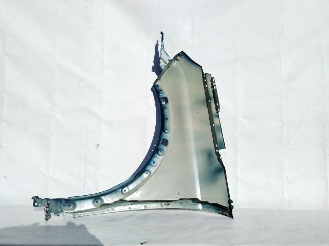 bontott PEUGEOT 5008 Jobb első Sárvédő