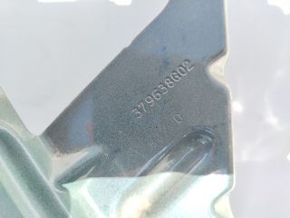 bontott PEUGEOT 5008 Jobb első Sárvédő