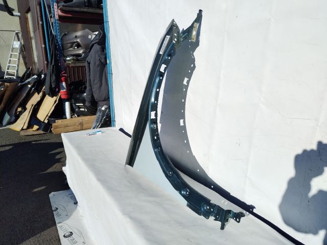 bontott PEUGEOT 5008 Jobb első Sárvédő