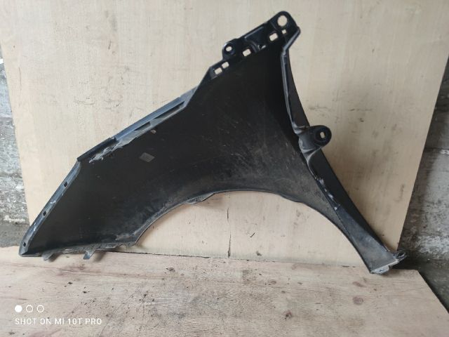 bontott PEUGEOT 5008 Jobb első Sárvédő