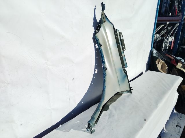 bontott PEUGEOT 5008 Jobb első Sárvédő