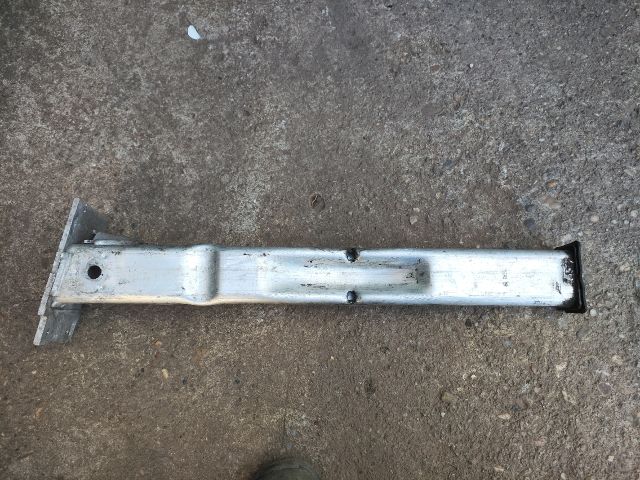 bontott PEUGEOT 5008 Jobb első Ütközéscsillapító