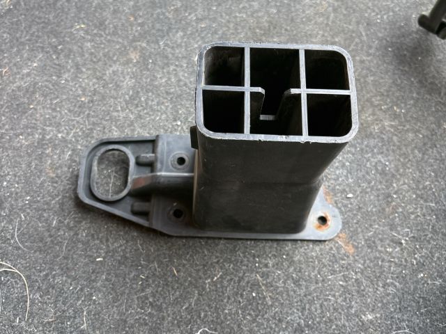 bontott PEUGEOT 5008 Jobb első Ütközéscsillapító