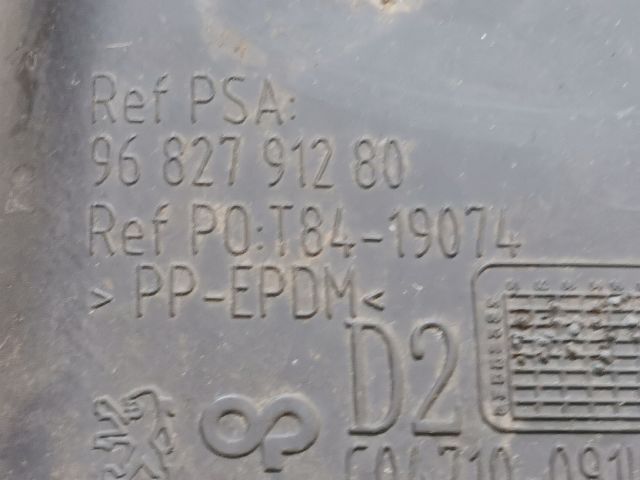 bontott PEUGEOT 5008 Jobb első Ütközéscsillapító