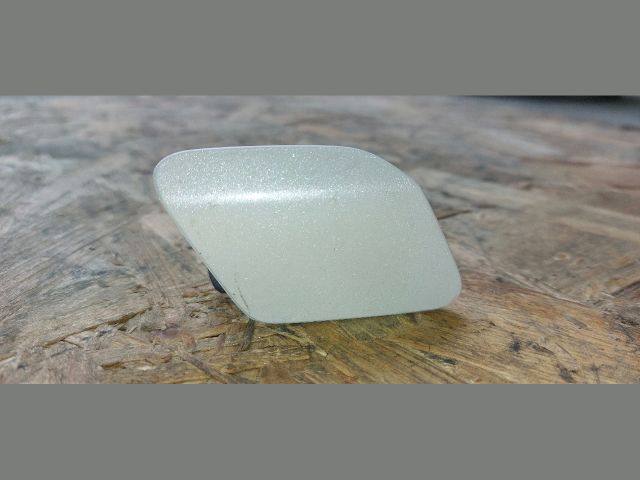 bontott PEUGEOT 5008 Jobb Fényszórómosó Fúvóka