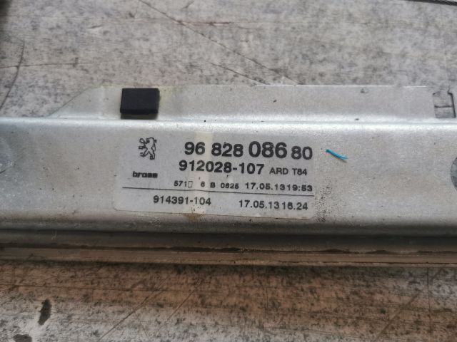 bontott PEUGEOT 5008 Jobb hátsó Ablakemelő Szerkezet (Elektromos)