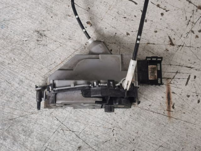 bontott PEUGEOT 5008 Jobb hátsó Ajtózár