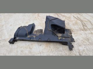 bontott PEUGEOT 5008 Jobb Hűtő Légterelő