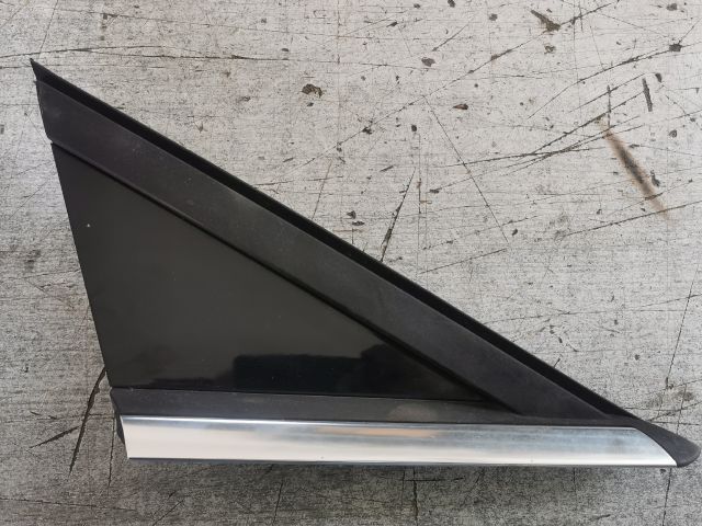 bontott PEUGEOT 5008 Jobb Visszapillantó Tükör Előtti Burkolat