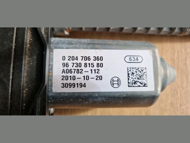 bontott PEUGEOT 5008 Kézifék Elektronika