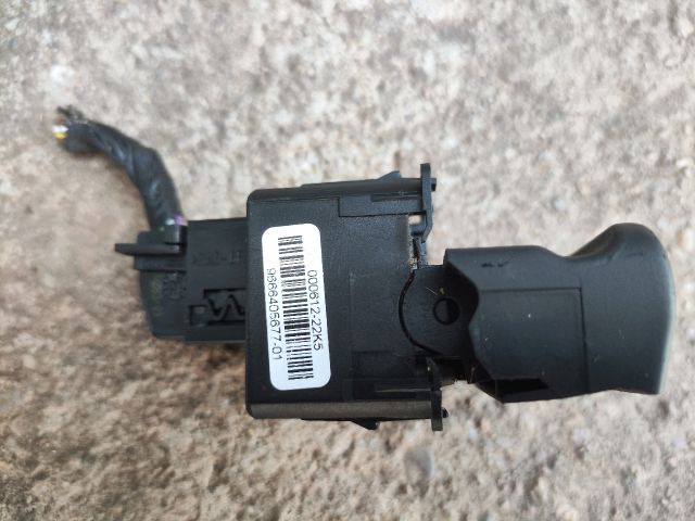 bontott PEUGEOT 5008 Kézifék Kapcsoló