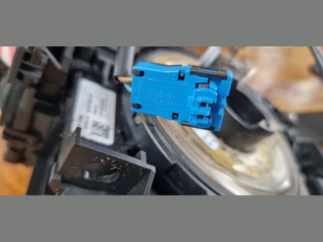 bontott PEUGEOT 5008 Komplett Kormánykapcsoló (Bajuszkapcsoló)