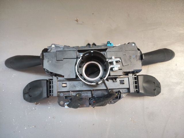 bontott PEUGEOT 5008 Komplett Kormánykapcsoló (Bajuszkapcsoló)