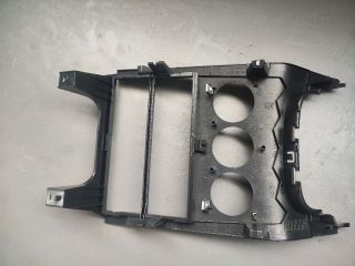 bontott PEUGEOT 5008 Középkonzol Keret