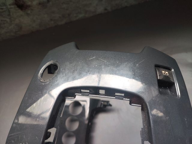 bontott PEUGEOT 5008 Középkonzol Keret