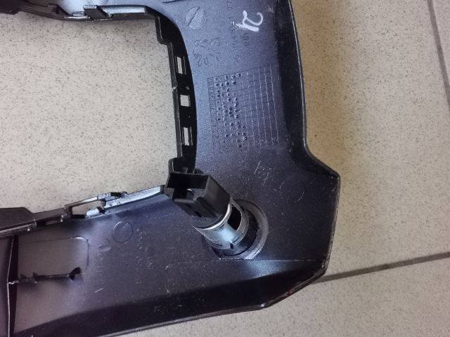 bontott PEUGEOT 5008 Középkonzol Keret