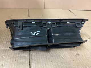 bontott PEUGEOT 5008 Középső Szellőző