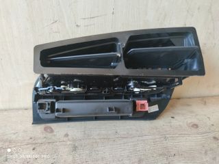 bontott PEUGEOT 5008 Középső Szellőző