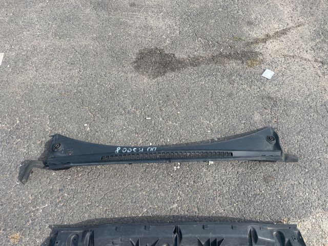 bontott PEUGEOT 5008 Levélrács