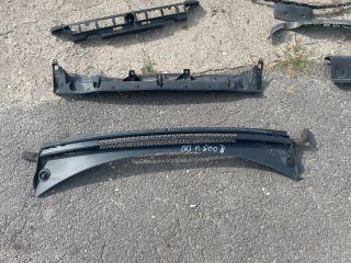 bontott PEUGEOT 5008 Levélrács