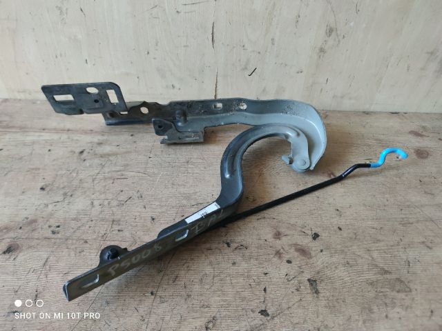 bontott PEUGEOT 5008 Motorháztető Bal Zsanér