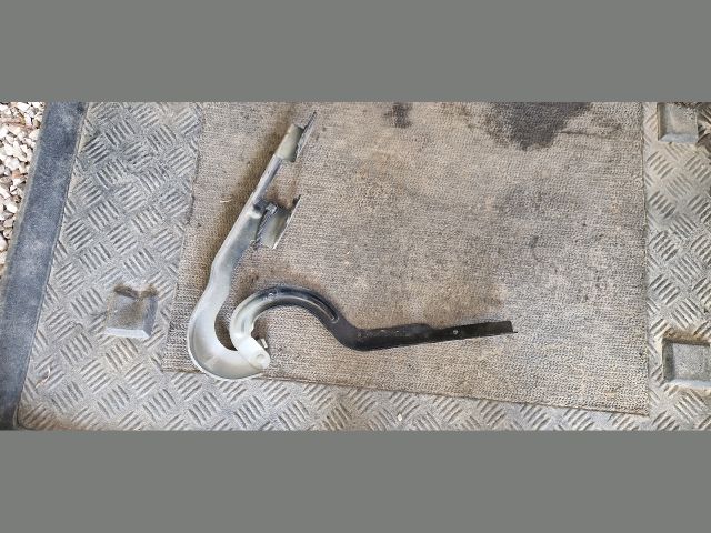 bontott PEUGEOT 5008 Motorháztető Jobb Zsanér